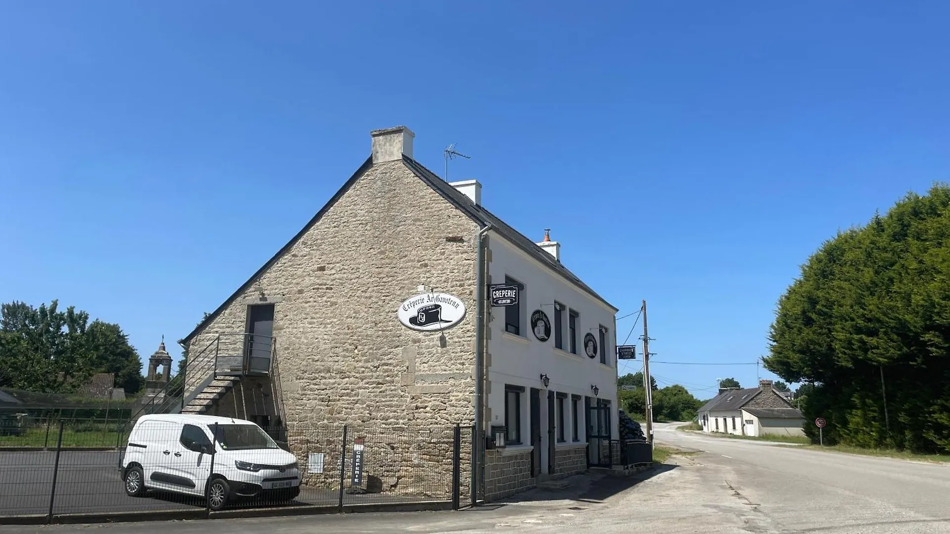 Ar-Gavotenn Le Saint Hotel